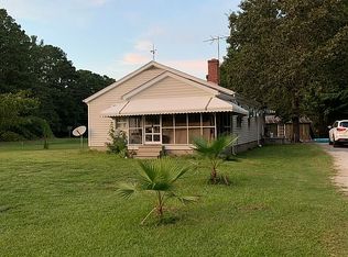 879 Ten Mile Fork Rd, Trenton, NC 28585