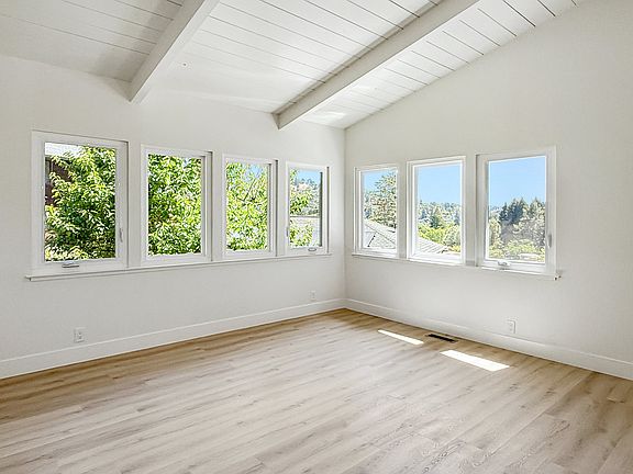 light, bright and large living room