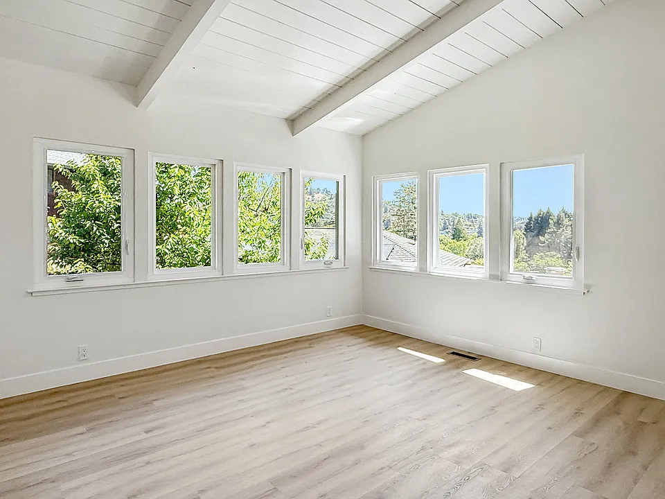 light, bright and large living room