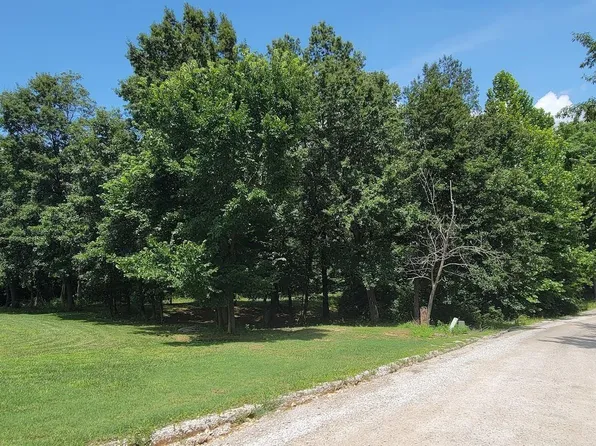 0 State Road 550, Loogootee, IN 47553