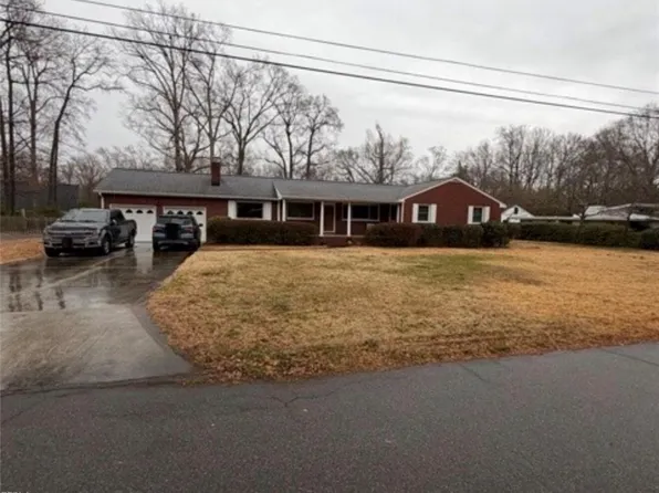 5513 Elgin Rd, Virginia Beach, VA 23464