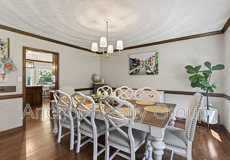 1001 Santa Clara Ct — Photo 2