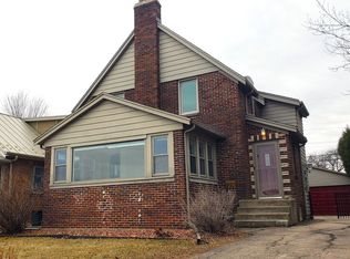 934 W Shore Dr, Madison, WI 53715