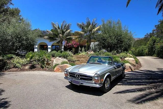 4 bed, 6.0 bath, $38,000 — Photo 1
