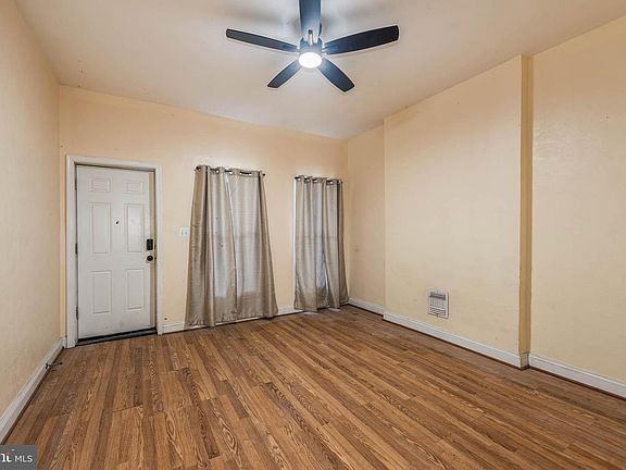 3rd image of 2705 Riggs Ave
