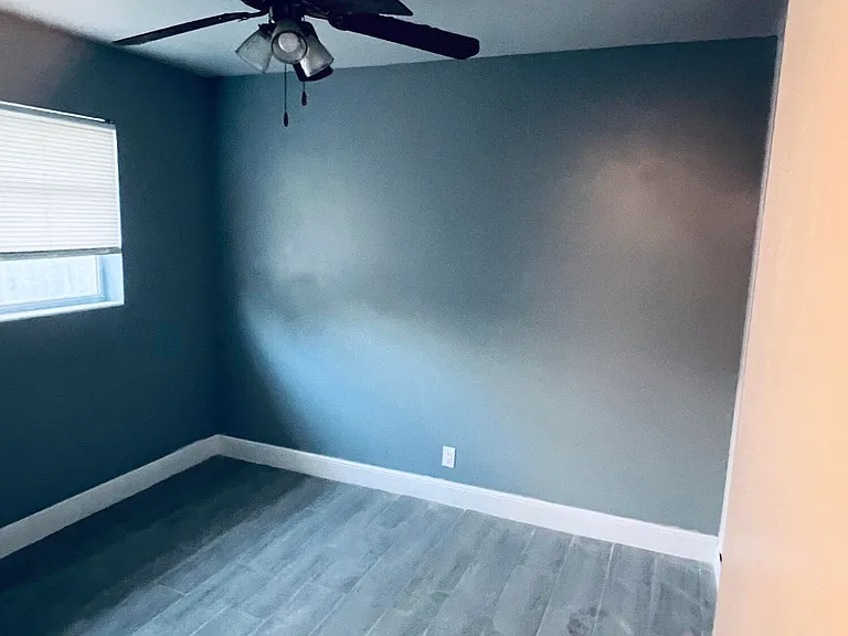 759 Caroline Ave — Photo 3