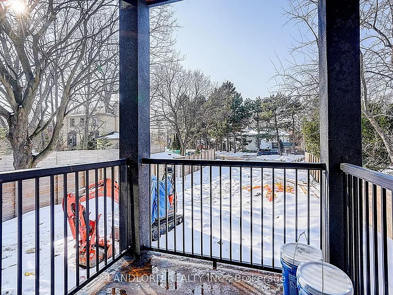 1146 Broadview Ave #4 — Photo 29