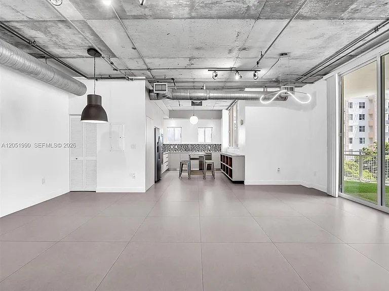 444 NE 30th St #608 — Photo 19