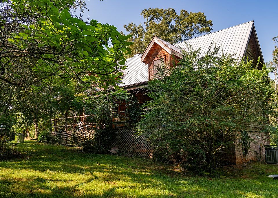 61st image of this home