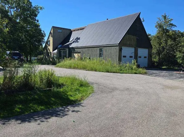 210 W Goodenow Rd, Beecher, IL 60401