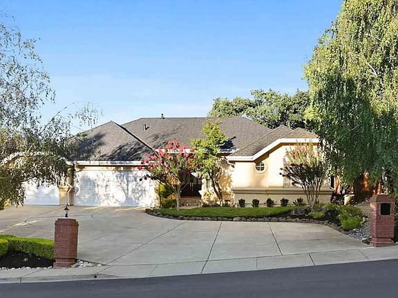 2nd image of 708 Montevino Dr