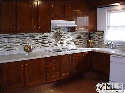 3rd image of 465C Thornbury Ct