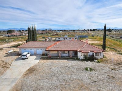 11077 Valle Vista Rd, Phelan, CA, 92371