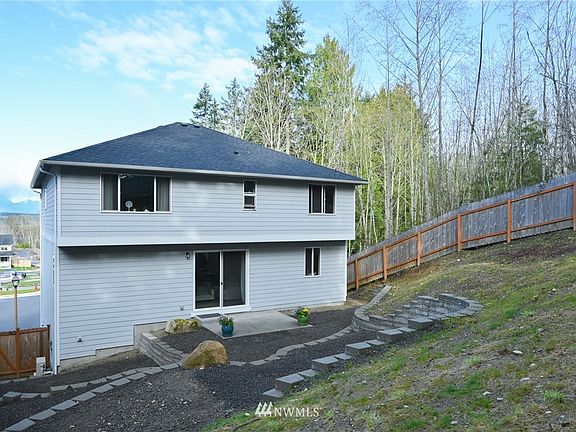 4th image of 1670 NE Halden Glen Court