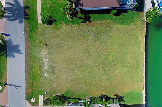 1st image of 471 Driftwood Ct