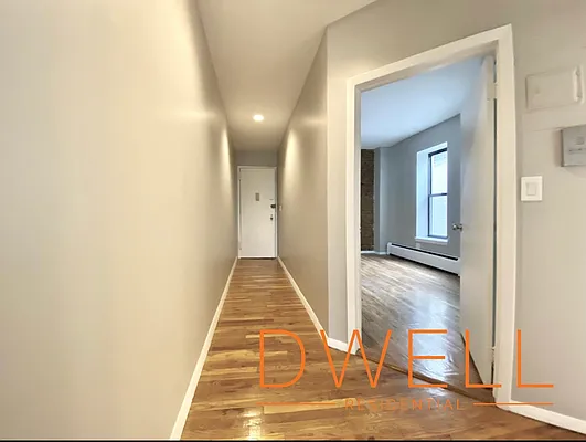 Rented by Dwell Residential Inc | media 9