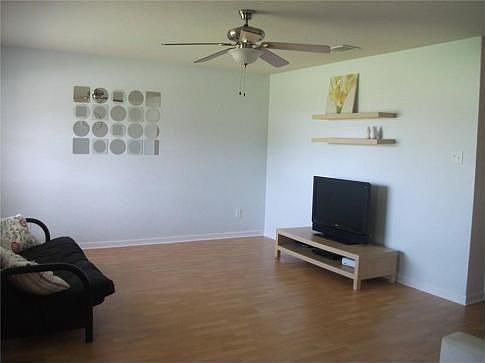3rd image of 13475 Wynnewood Ave
