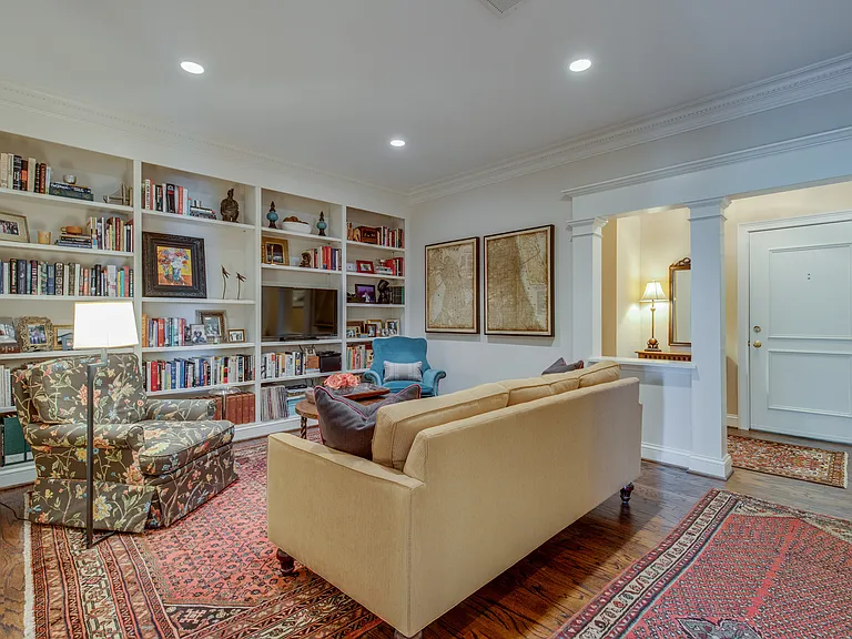 Library / Den with built in bookcases - adjustable shelving and cable TV / Internet connection (Google Fiber available)