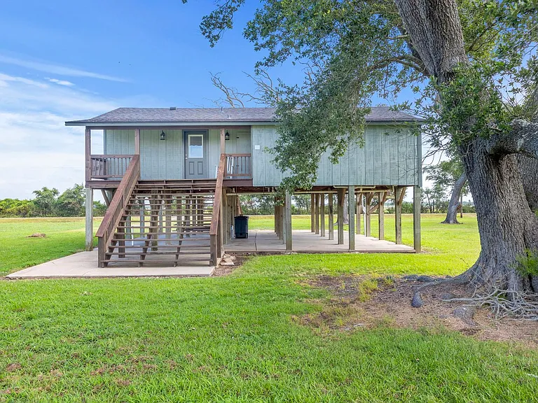 241 Hebert Camp Rd — Photo 16