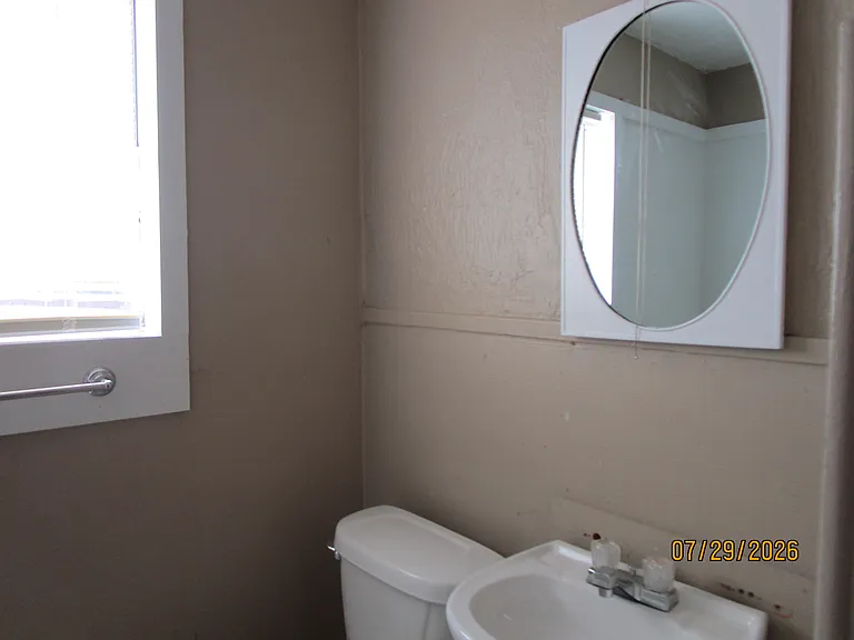 703 Stevenson St — Photo 8