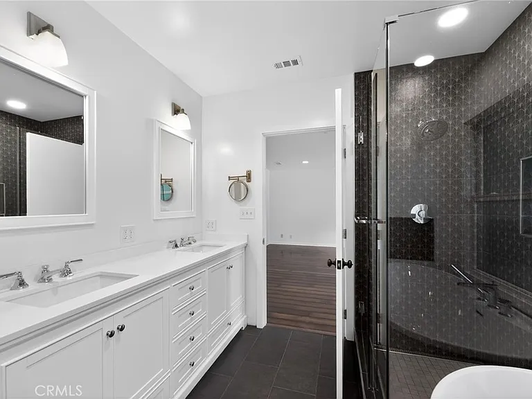 13047 Dickens St — Photo 16
