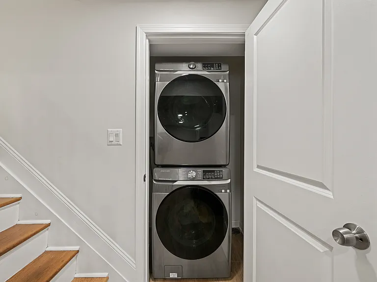 3717 Seven Mile Ln — Photo 29