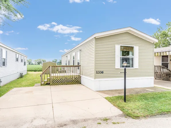 1336 Lauren Dr, Sandwich, IL 60548