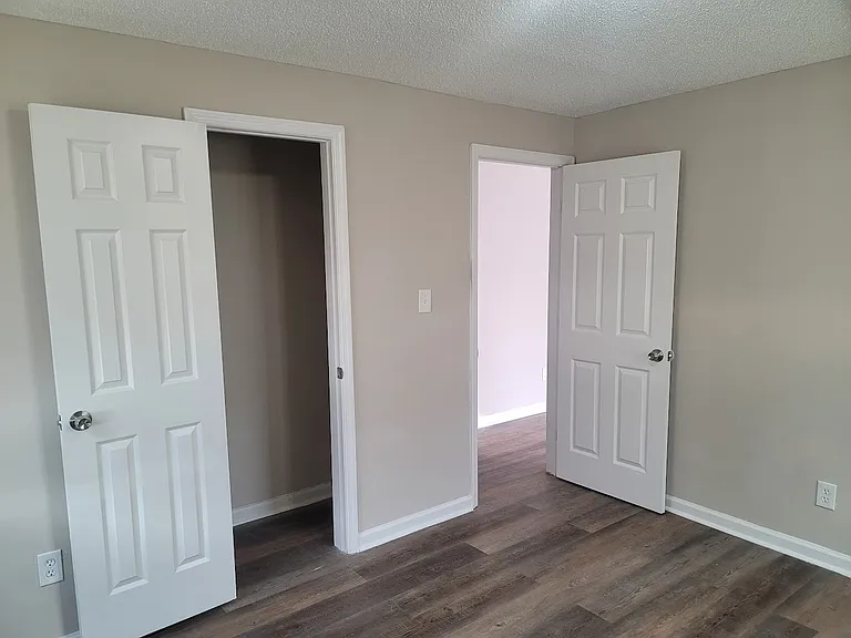 3497 Lawton Rd #4-5 — Photo 6