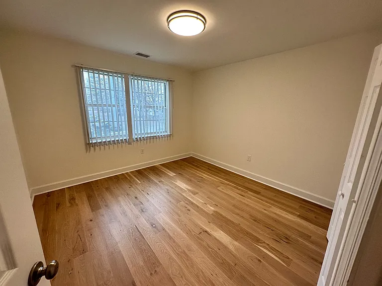 516 Arlington Dr #A5 — Photo 16