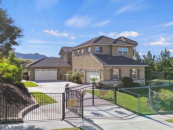 5th image of 3094 Crystal Ridge Ln