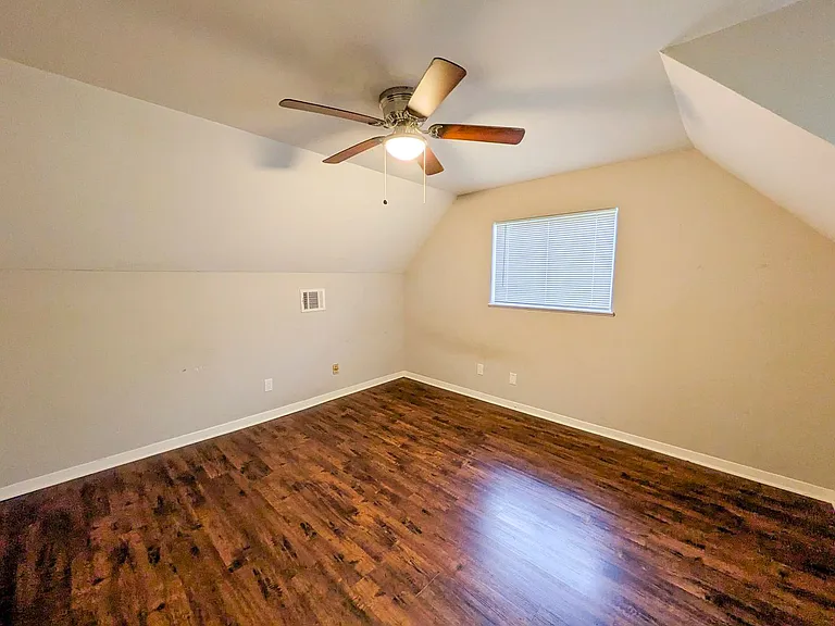 460 Belvedere Dr — Photo 26