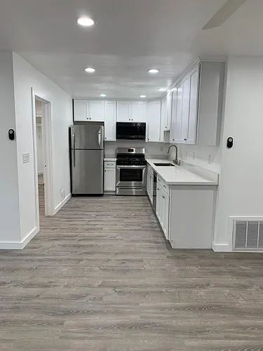 174 44th Ave #1 Photo 1