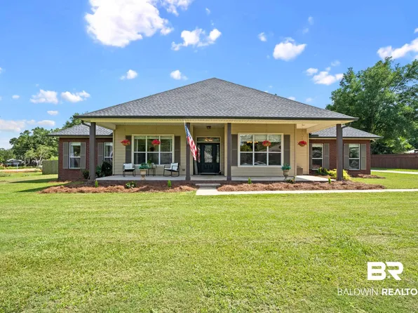 33140 N Pickens Ave, Lillian, AL 36549