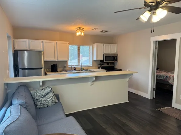215 Hollywood Blvd NE #1, Fort Walton Beach, FL 32548