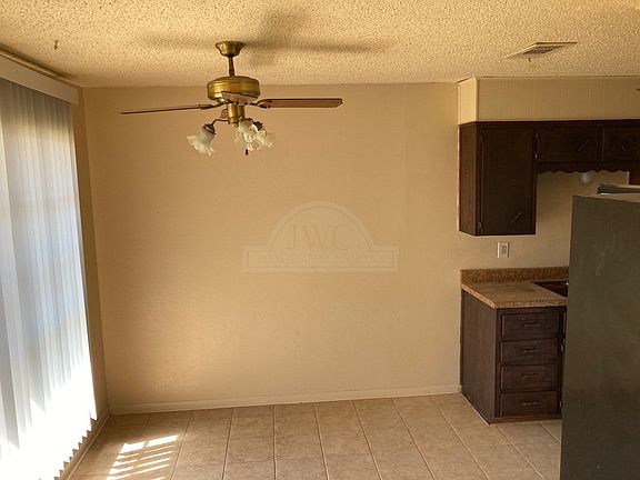 4th image of 2219 Wheeler Ave #B