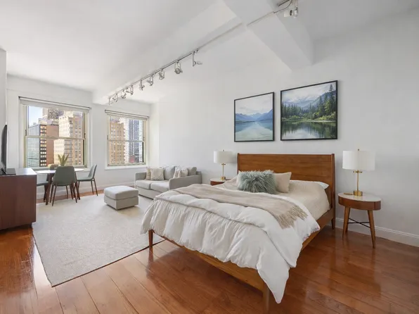 88 Greenwich Street image 1 of 23