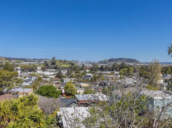 394 Alvarado St, Brisbane, CA 94005