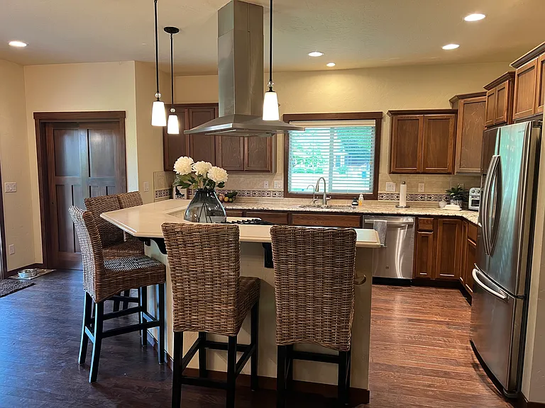 3279 N Swiftwater Ln — Photo 8