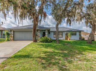 5860 W Woodhill Ct, Crystal River, FL 34429