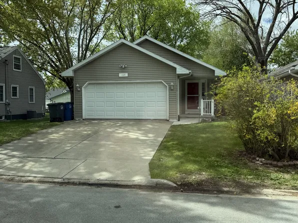 469 Dutton Ave, Green Bay, WI 54304