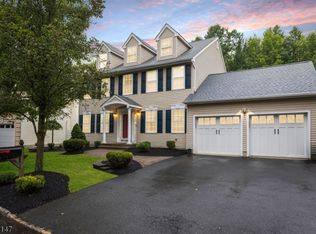 37 Clydesdale Rd, Scotch Plains, NJ 07076