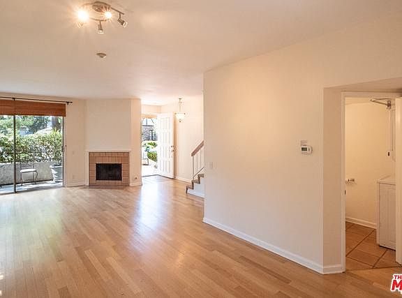 2nd image of 2417 34th St Unit 12
