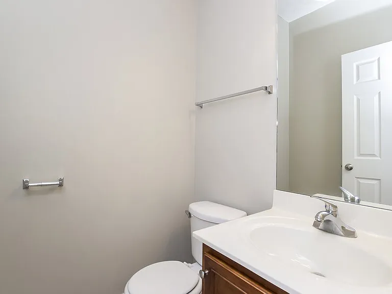206 Providence Rd — Photo 14