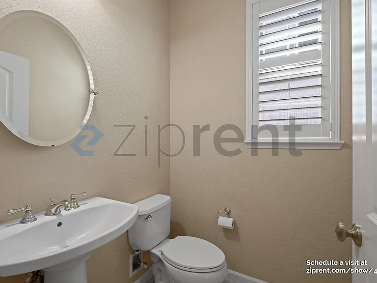 5023 Queensbury Way — Photo 33