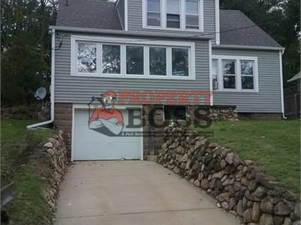 115 Sherman Ave APT 3, Michigan City, IN 46360