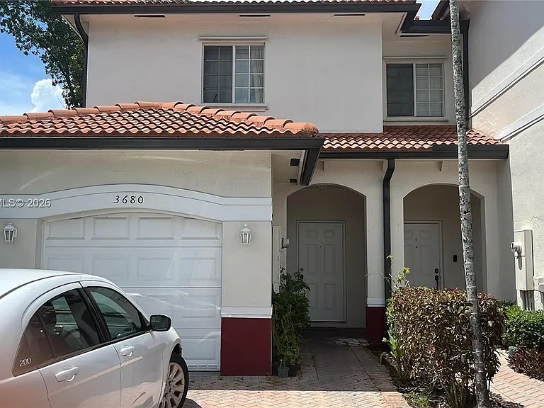 3680 NW 29th Ct — Photo 1