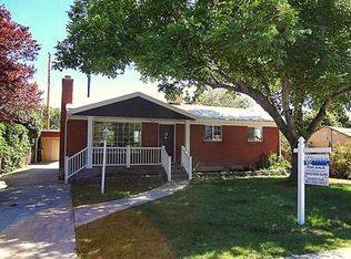 2140 E Lincoln Ln, Holladay, UT 84124