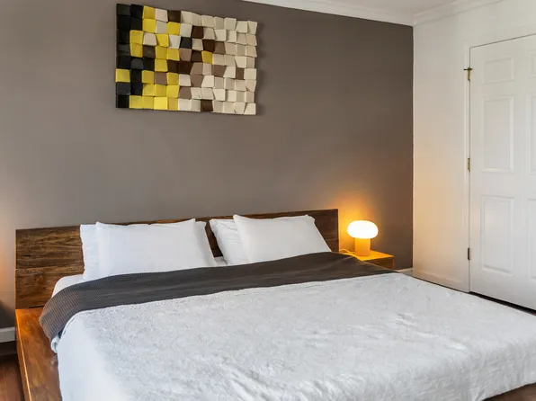 15 Legend Hills Drive image 19 of 28