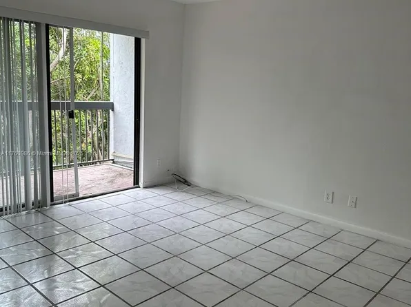 1850 N Congress Ave APT 306, West Palm Beach, FL 33401