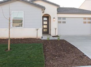 992 Spring St W, Madera, CA 93636